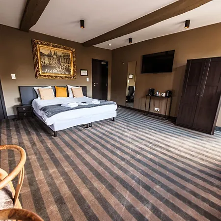 Le Palmares - Brasserie & Hotel 2*
