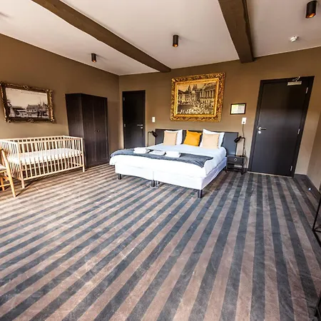 Le Relais Hotel