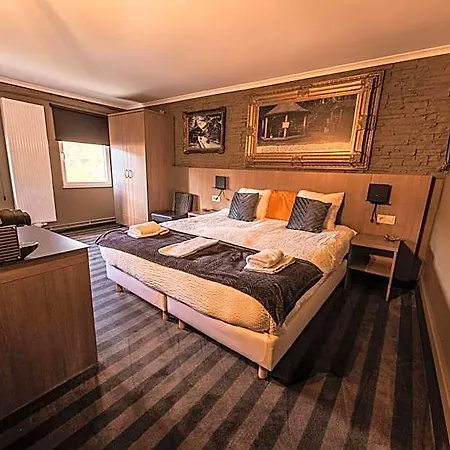 Hotel Le Palmares 2*