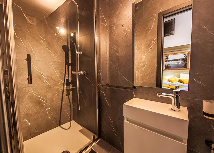 Hotel Palmarès 2*