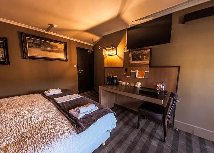 Hotel Palmarès 2*